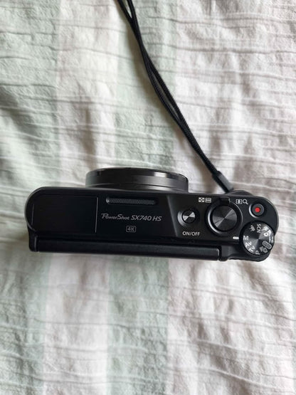 Canon  PowerShot SX740 HS