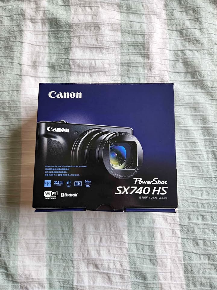 Canon  PowerShot SX740 HS