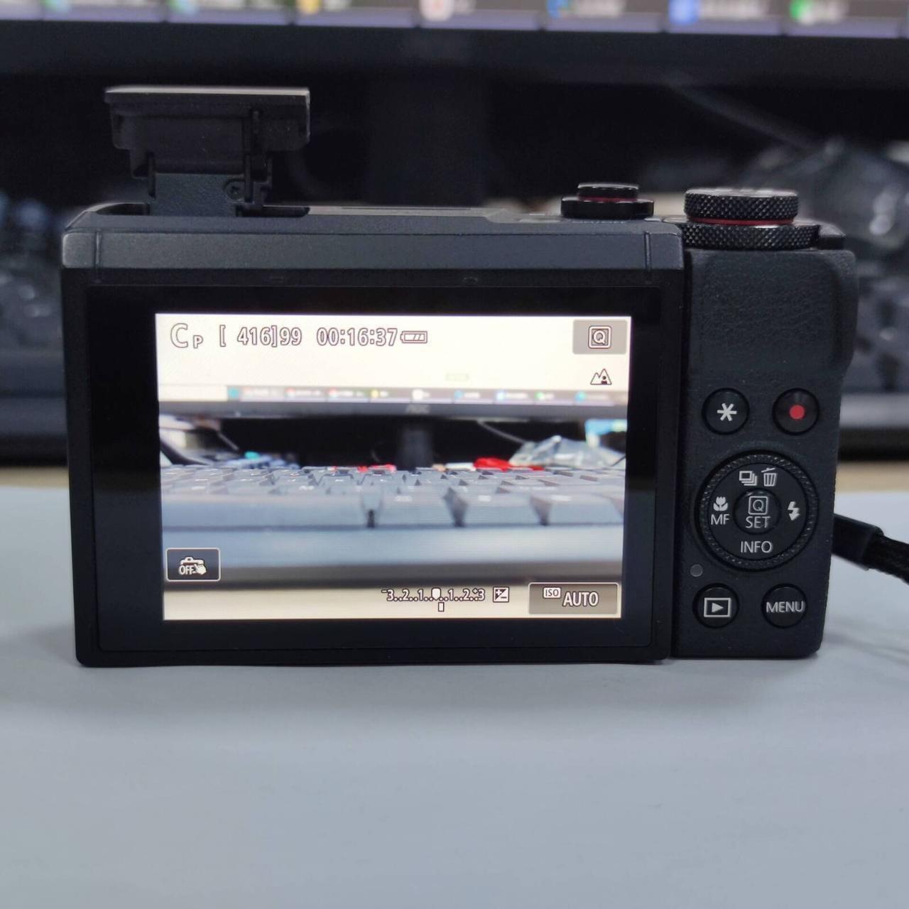 camera canon powershot g7x mark III compact