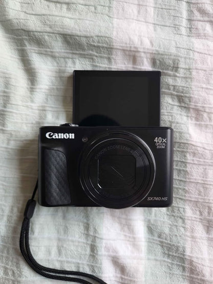 Canon  PowerShot SX740 HS