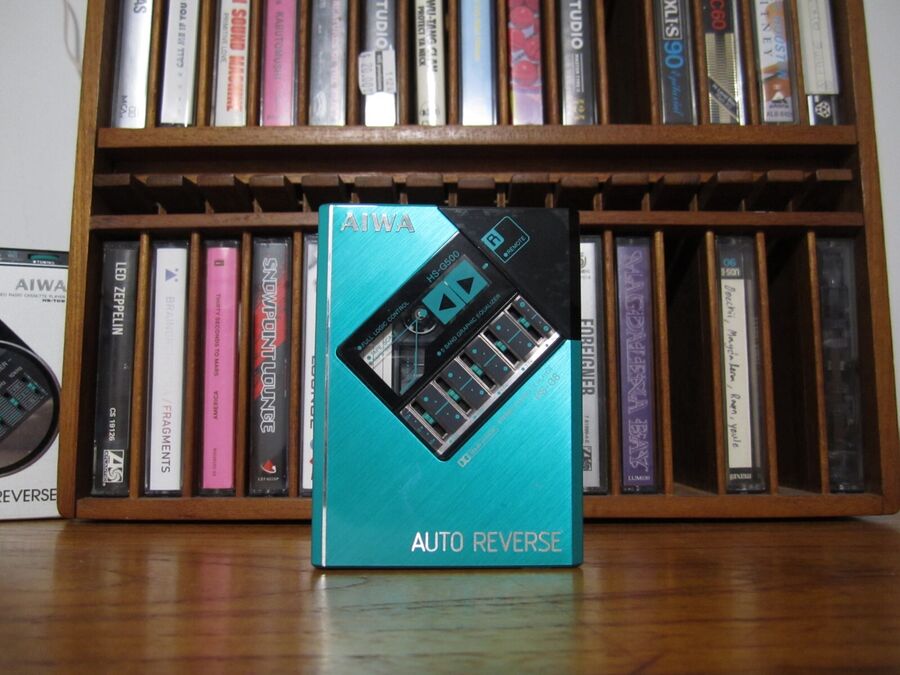 Canon PowerShot ELPH SD1400 IS 14.1MP Digital Camera Digicam Bundle Black