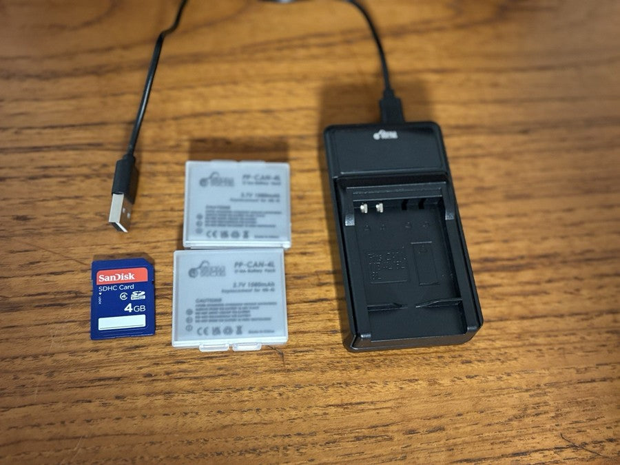 Canon PowerShot ELPH SD1400 IS 14.1MP Digital Camera Digicam Bundle Black