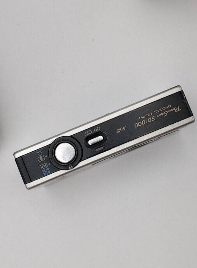 Canon PowerShot Digital ELPH SD1000 / IXUS 70 Digital Camera BUNDLE!